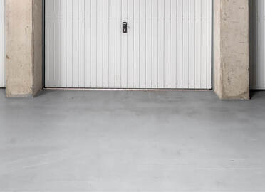 Č&iacute;m natř&iacute;t betonovou podlahu v gar&aacute;ži, d&iacute;lně či sklepě?