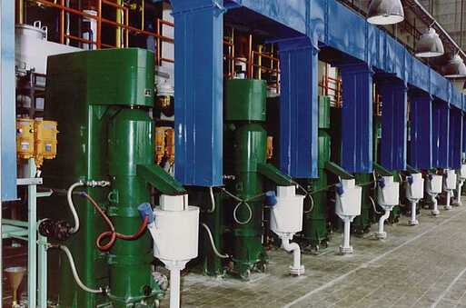 Barvy a laky ve sprej&iacute;ch