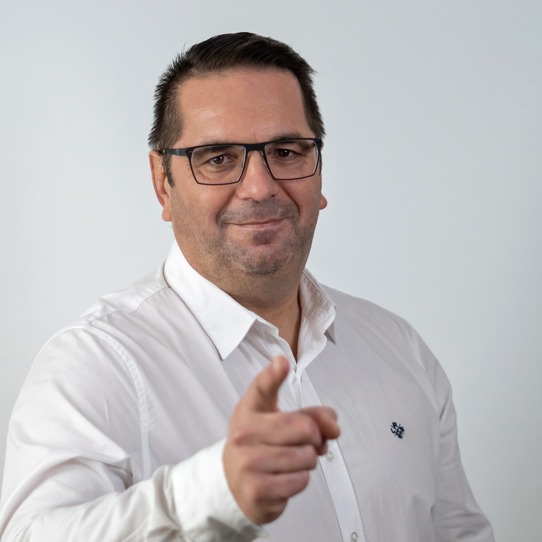 Ing. Martin HAN&Aacute;ČEK