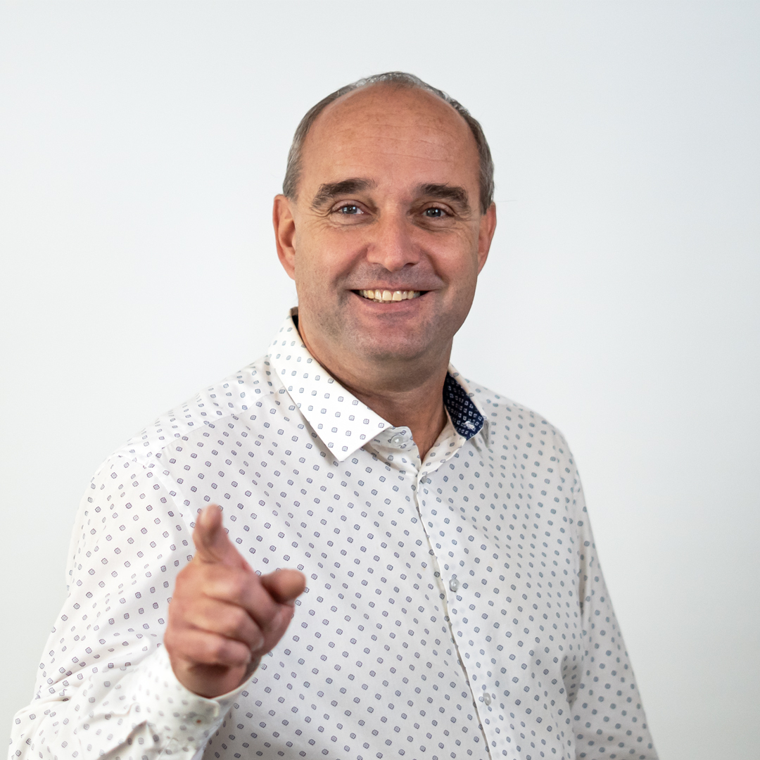 Ing. Pavel VARHAN&Iacute;K