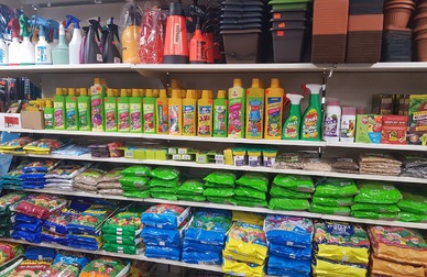 KUMB&Aacute;R spol. s r.o. - želez&aacute;řstv&iacute;, dom&aacute;c&iacute; potřeby, barvy, krmiva, zahradn&iacute; technika - Velk&eacute; Karlovice